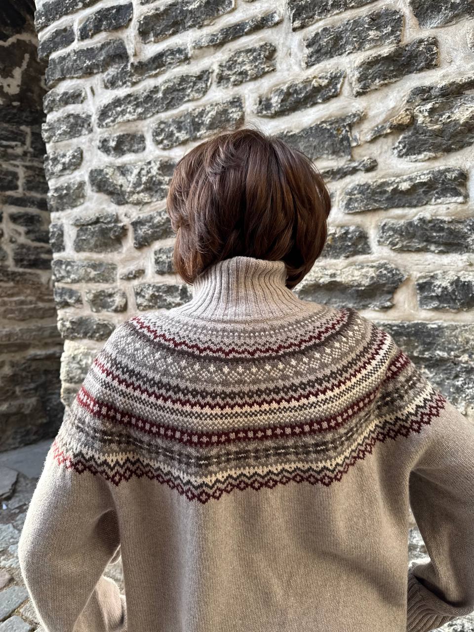 Lopi "From a man's shoulder" (RU)